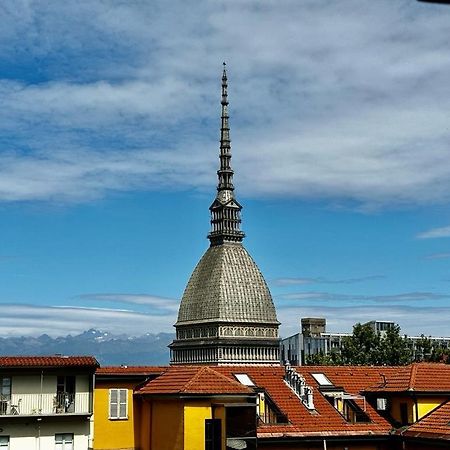 Le Finestre Sulla Mole Apartment Turin Exterior photo