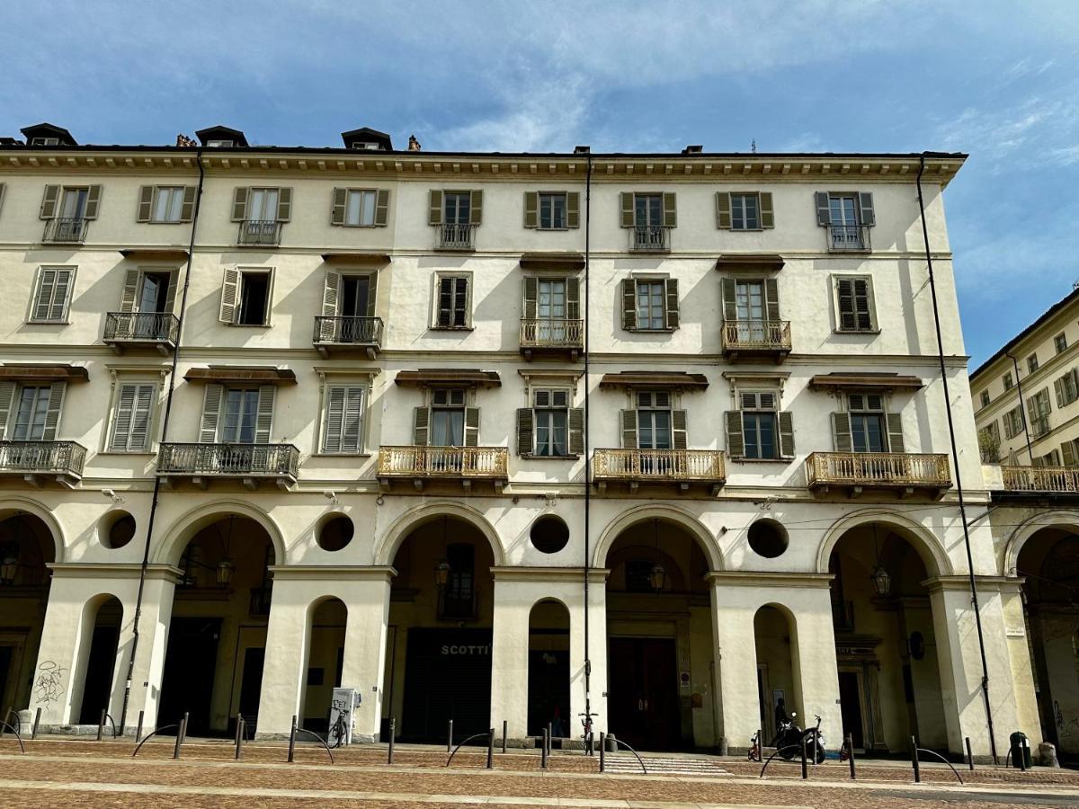Le Finestre Sulla Mole Apartment Turin Exterior photo